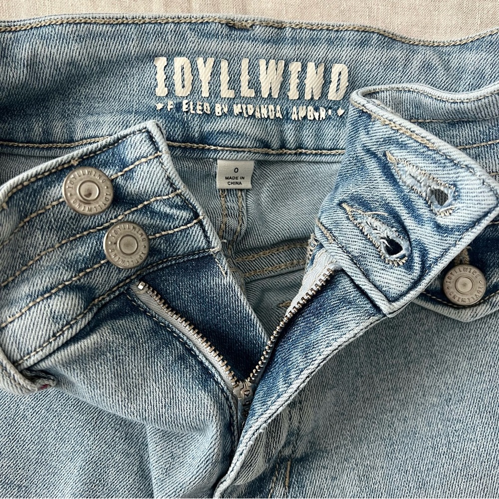 Idyllwind High-Rise Flare Jeans - Picture 5 of 6